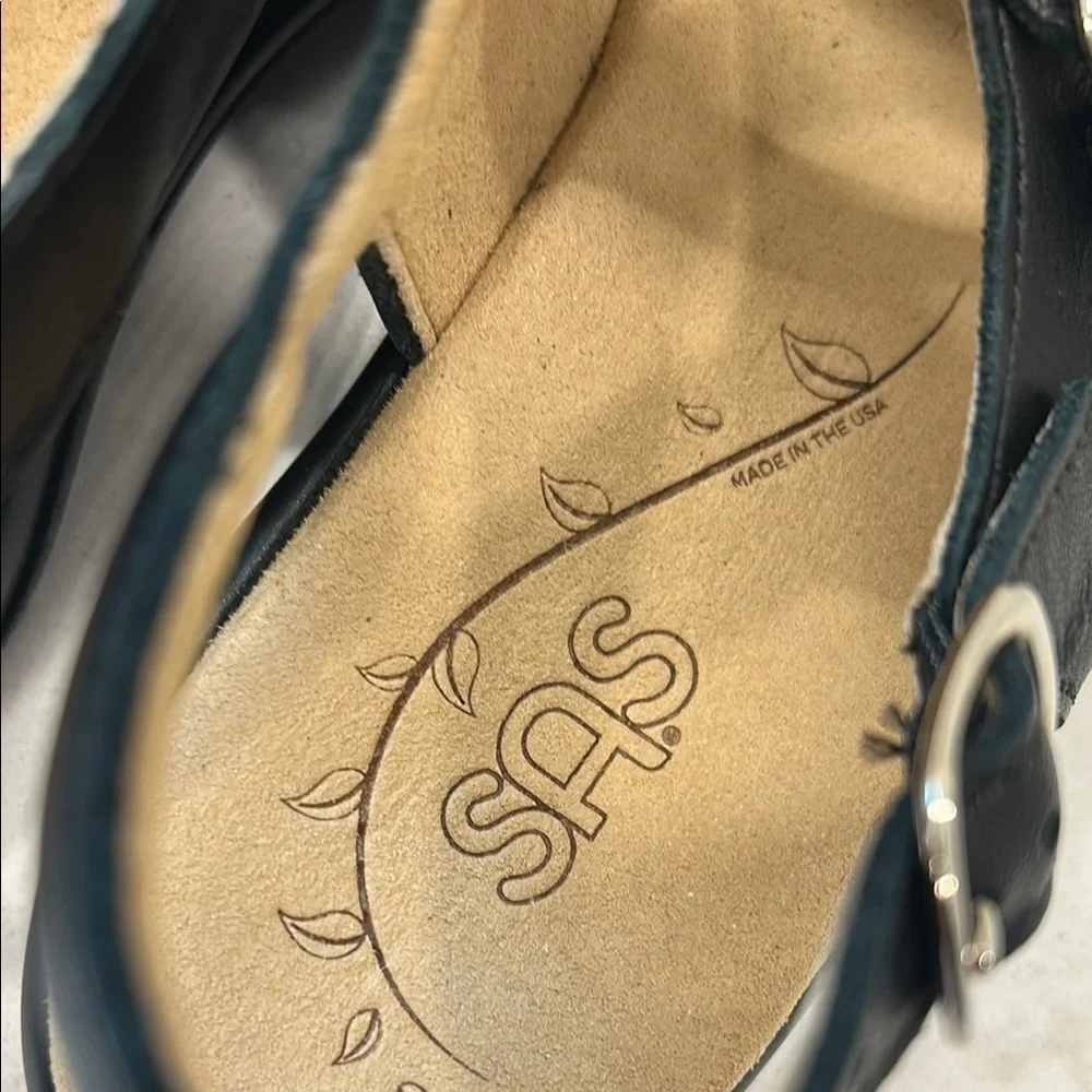 SAS Women's Mystic Black Sandals Size 6.5 N